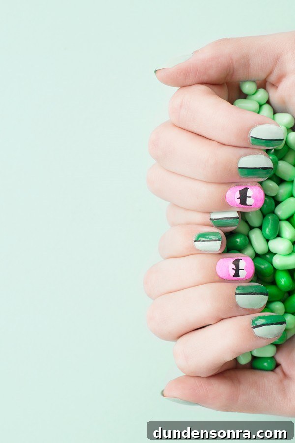 DIY Kiss Me I'm Irish Mani Tutorial