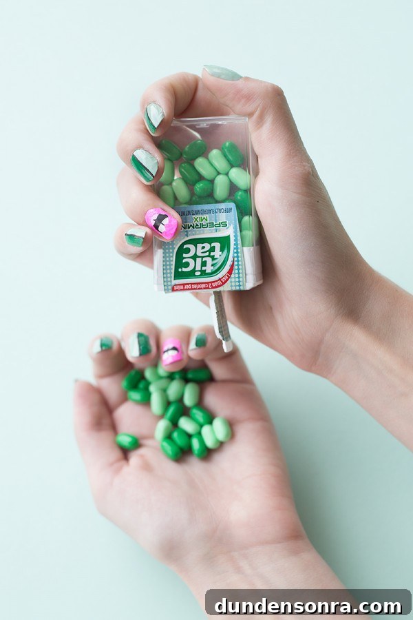 DIY Kiss Me I'm Irish Manicure