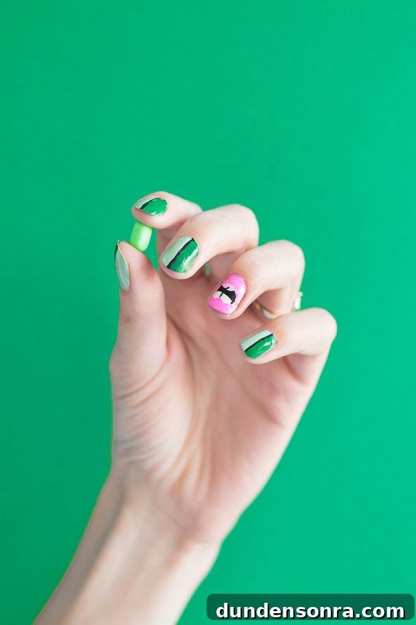 DIY Kiss Me I'm Irish Mani