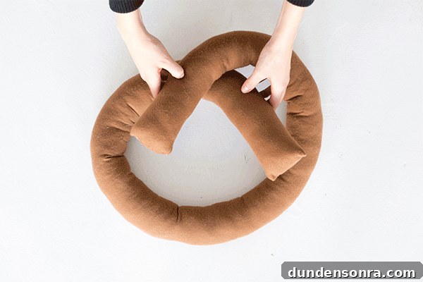 A GIF of a pretzel pillow