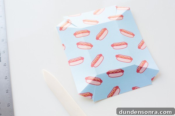 A tray with hot dogs on it