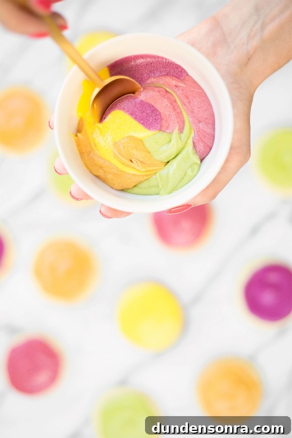 Bright Natural Food Coloring: DIY Recipes for Vibrant Colors 8 A cup with powder