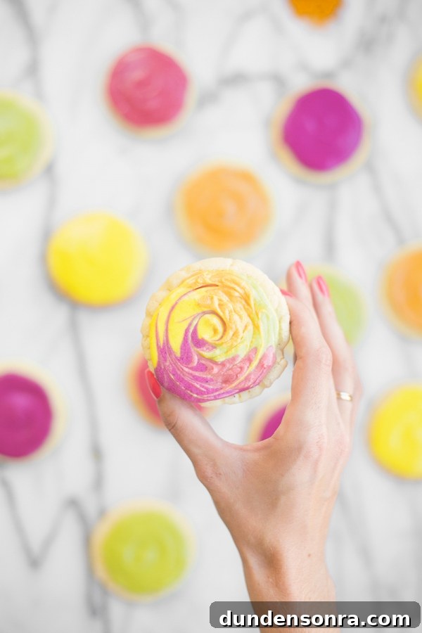 Bright Natural Food Coloring: DIY Recipes for Vibrant Colors 10 Cookie with icing