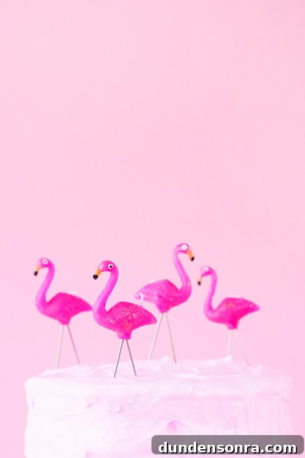 Cake with flamingos on it