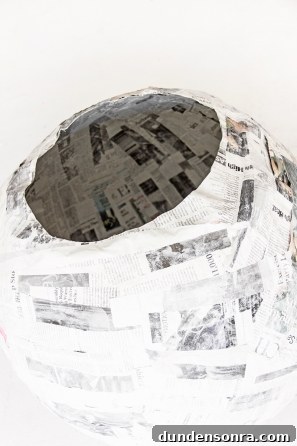 DIY Mirrored Disco Ball Costume Ideas for Halloween and Parties 7 Newspaper ball