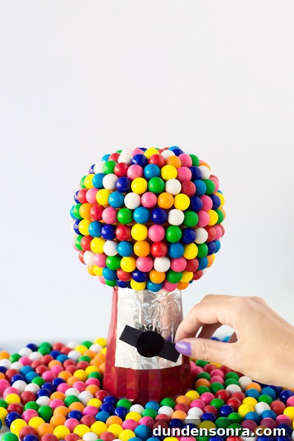 DIY Pumpkin Gumball Machine Decoration for Fall Parties 12 Bubblegum machine