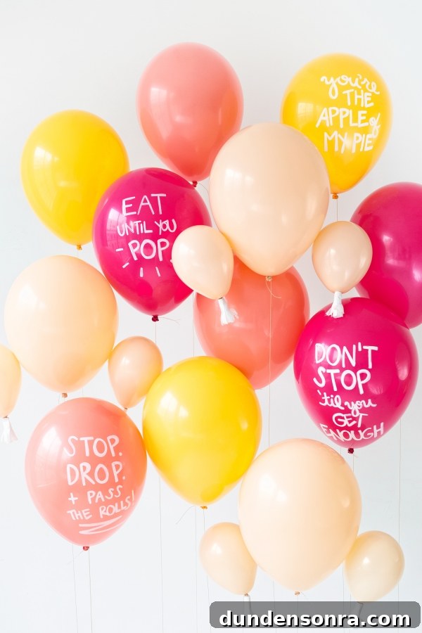 DIY Turkey Balloons | studiodiy.com