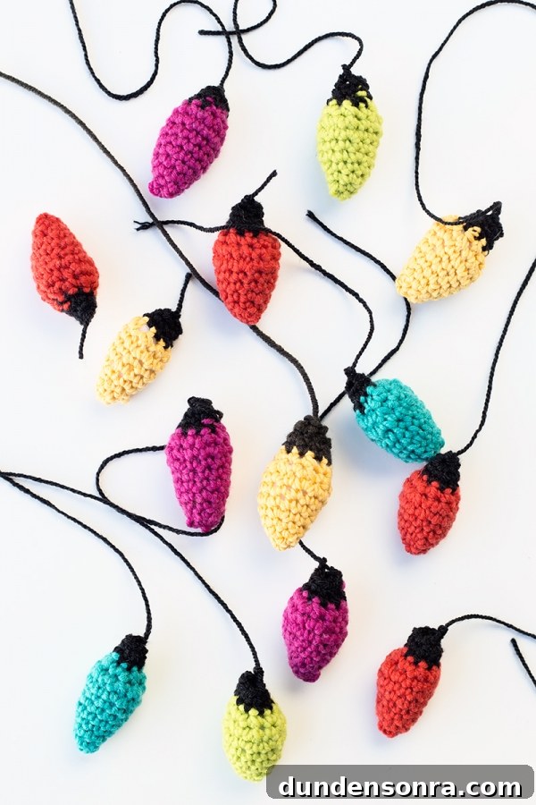 DIY Christmas Lights | studiodiy.com