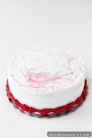 Cakeover: 6 Clever Store-Bought Cake Decorating Hacks 14 White cake and red frosting