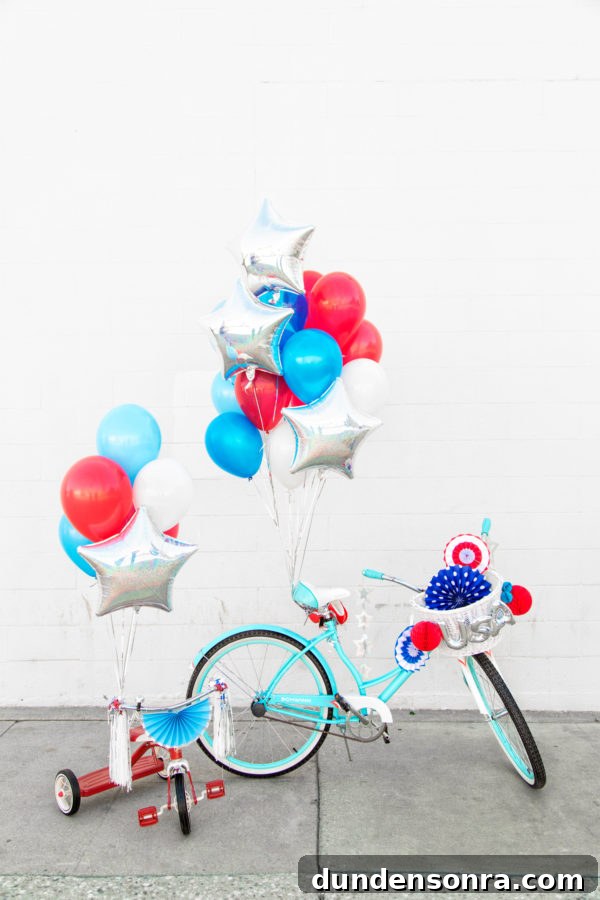 4th of July Balloon Bike DIY Decoration Ideas 5 A bicycle and balloons