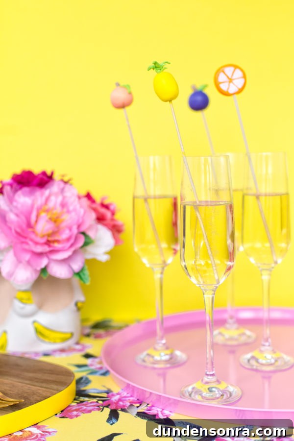 DIY Fruit Drink Markers: Quick Craft Ideas for Parties 11 Wine glasses with fruit stirrers