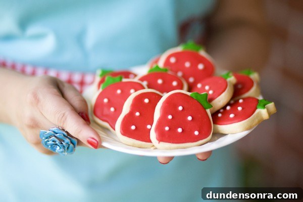 strawberry-sugar-cookies