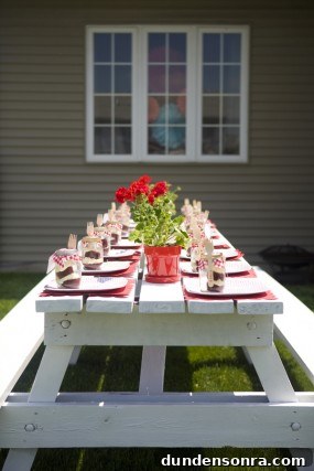 strawberry-birthday-party-tablescape