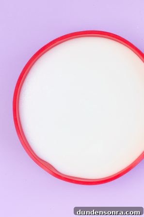 How to Make a Birthday Cake Soap That Smells Like Cake 11 A white substance in a bowl
