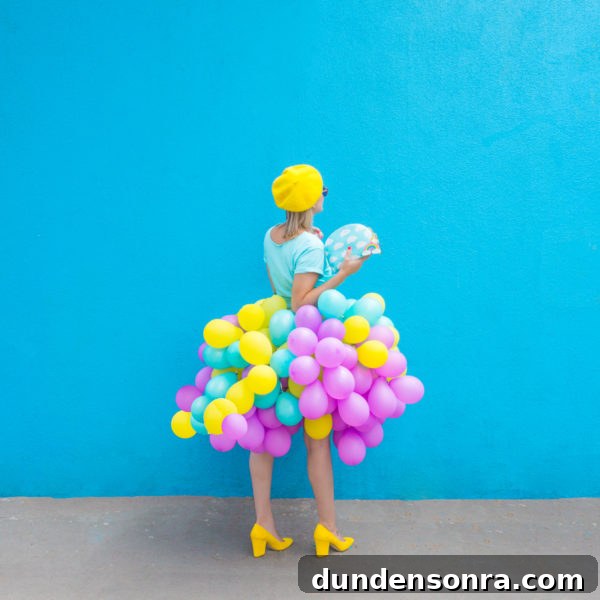 What’s in My Clutch: Everyday Essentials from Splendid Rags 11 A woman in a balloon skirt