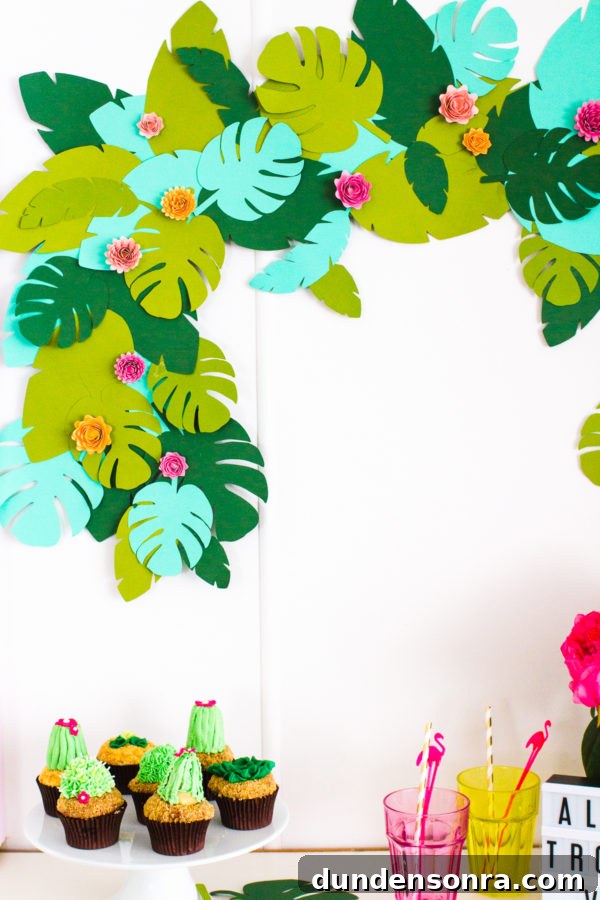 Tropical garland