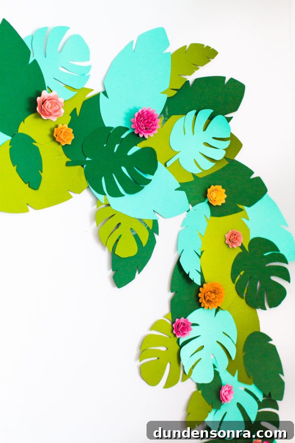 Garland leaves