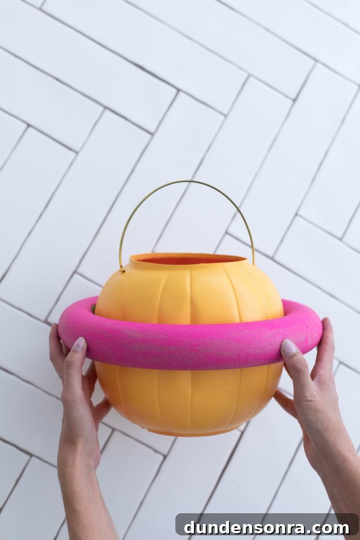 DIY Family Space Costume Ideas for Group Halloween or Cosplay 10 DIY Space Family Costume