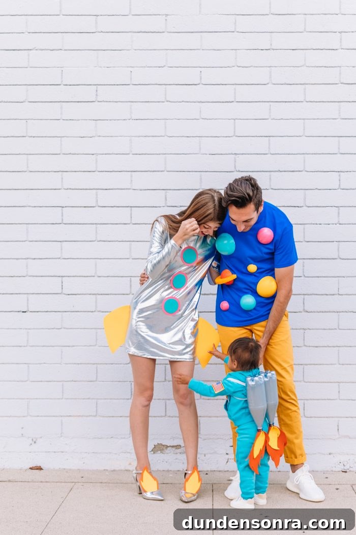 DIY Family Space Costume Ideas for Group Halloween or Cosplay 11 DIY Space Family Costume