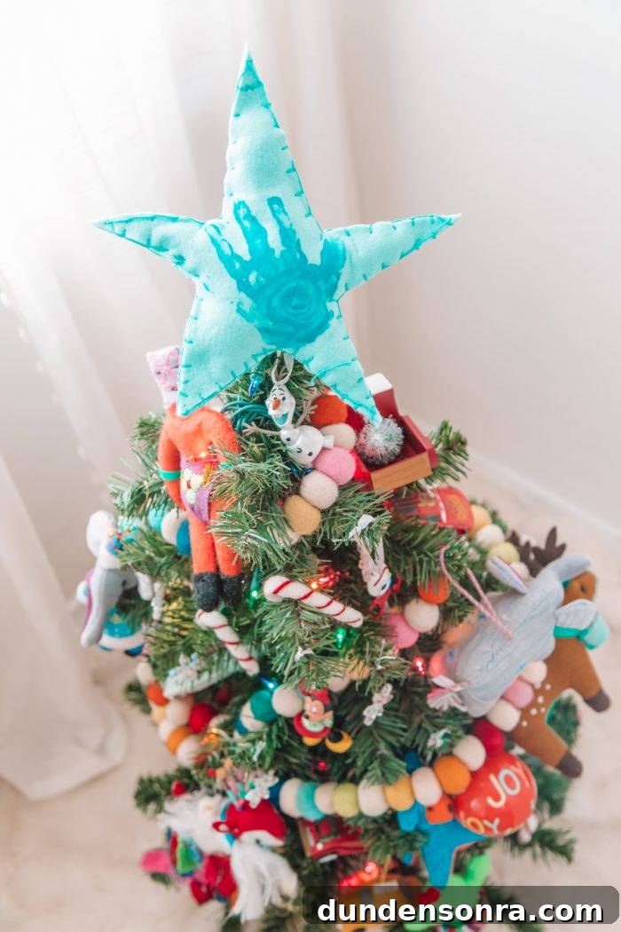 Start These Memorable Family Christmas Traditions This Year 13 Handprint Star Tree Topper Idea for Toddlers