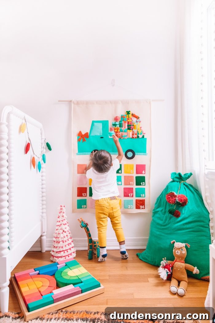 Felt Truck Advent Calendar: Step-by-Step DIY Tutorial 4 DIY Felt Truck Advent Calendar