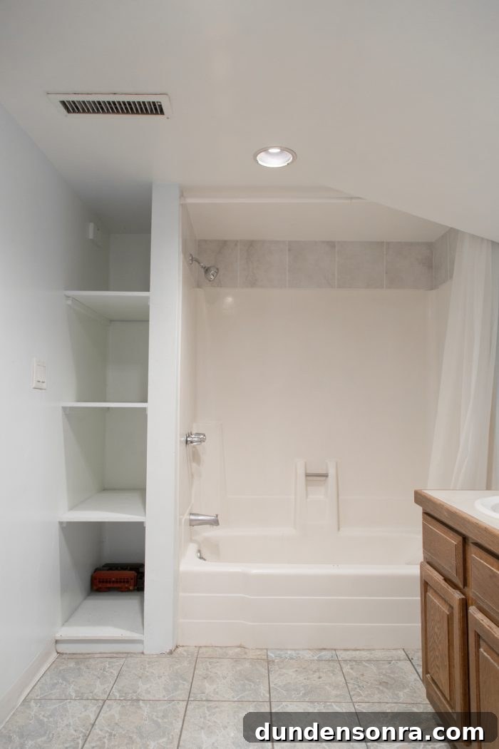 Master Bathroom Renovation: The Before
