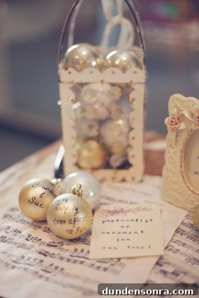 diy-ornament-guest-book