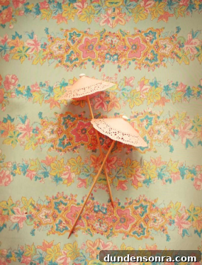 diy-doily-drink-parasols