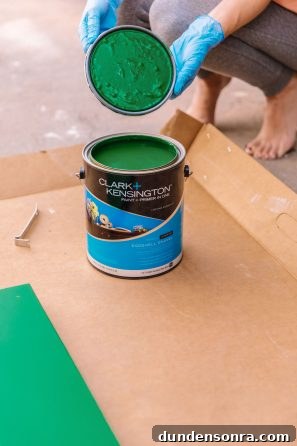 Green Paint