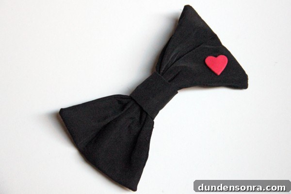 black-bow-with-heart black-bow-with-heart