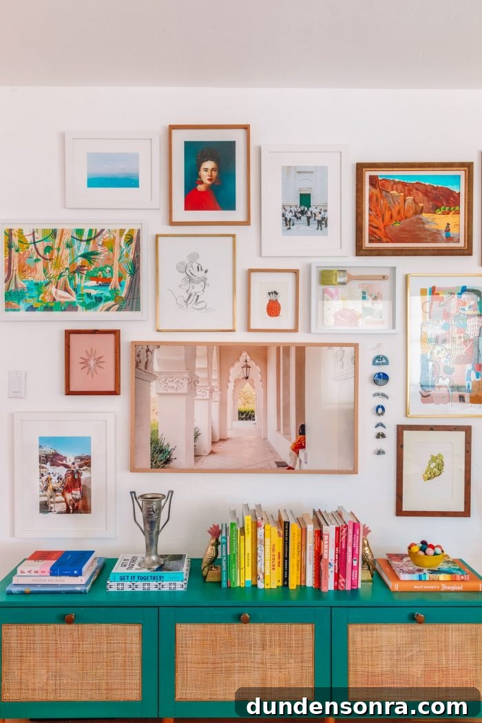 3D Objects in Gallery Walls