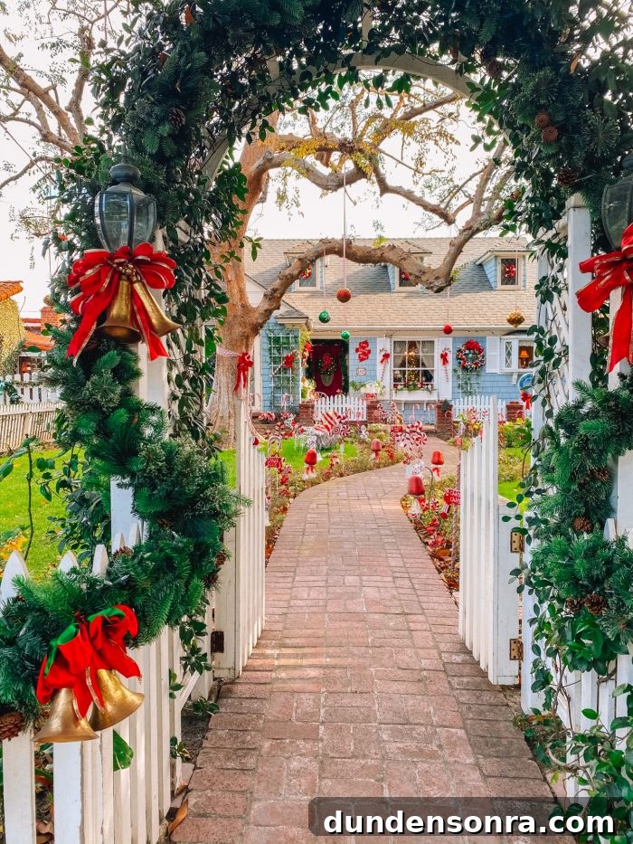 The front of a house with Christmas decorations