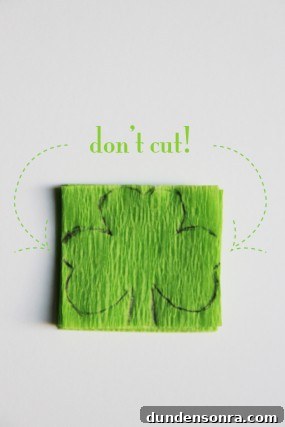 diy-green-shamrock-streamers