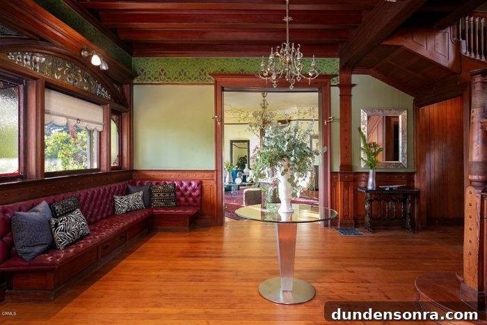 Homes I’d Love to Live In: Inspiring House Designs Vol. 4 19 Victorian Home Altadena Wood Bench