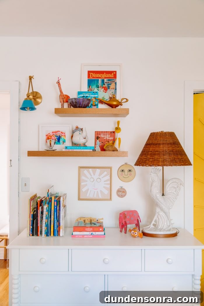 Create a Stylish Home Office and Guest Room: Design Tips for a Multipurpose Space 4 Storage in a home office and guest room