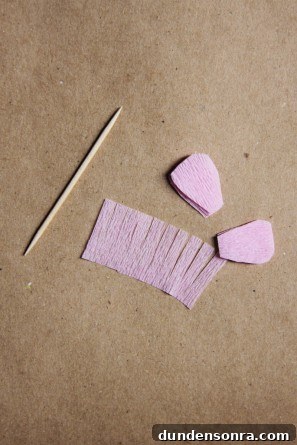 crepe-paper-mini-flower-diy
