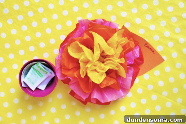 paper-flower-place-cards