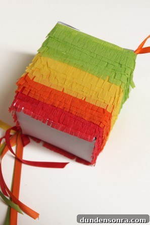 how-to-make-mini-pinatas