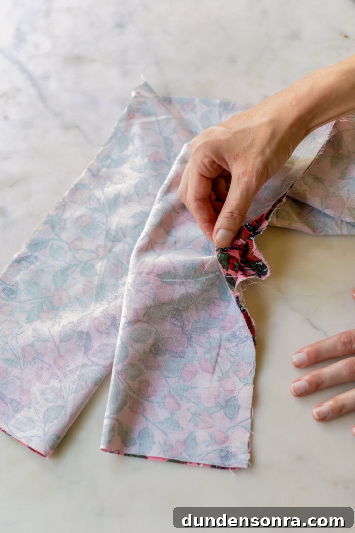 showing opening in seam
