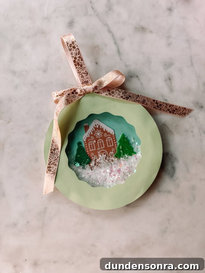 Paper Plate Snow Globe