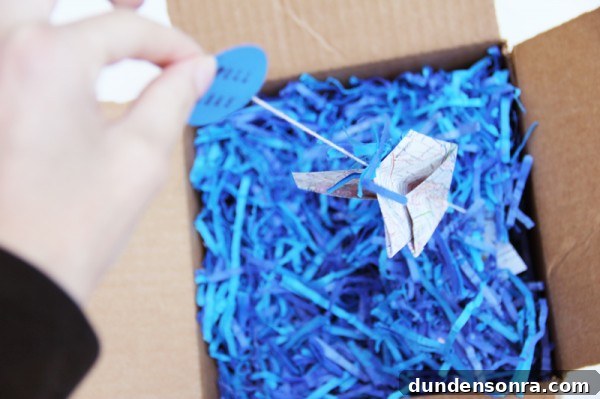 diy-paper-airplane-fathers-day