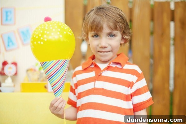Ice Cream Cone Balloons