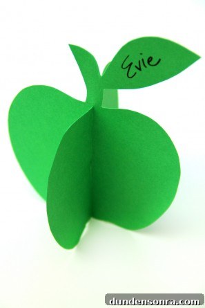 DIY Apple Place Cards