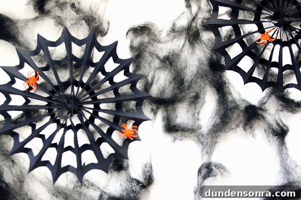 DIY Spiderweb Paper Pinwheels DIY Spiderweb Paper Pinwheels