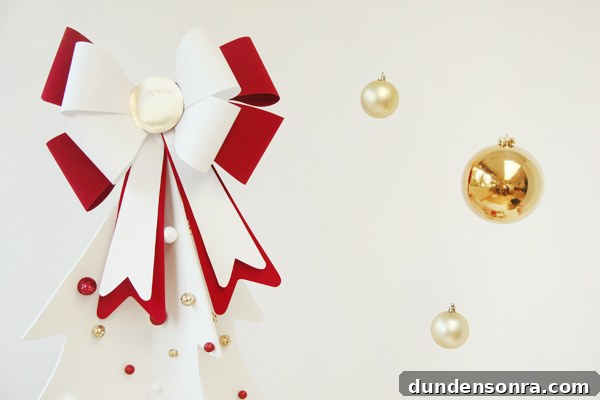DIY Christmas Bow Tree Topper