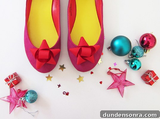 DIY Christmas Bow Shoe Clips DIY Christmas Bow Shoe Clips