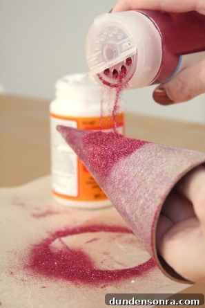Mod Podge Glitter Party Hat DIY