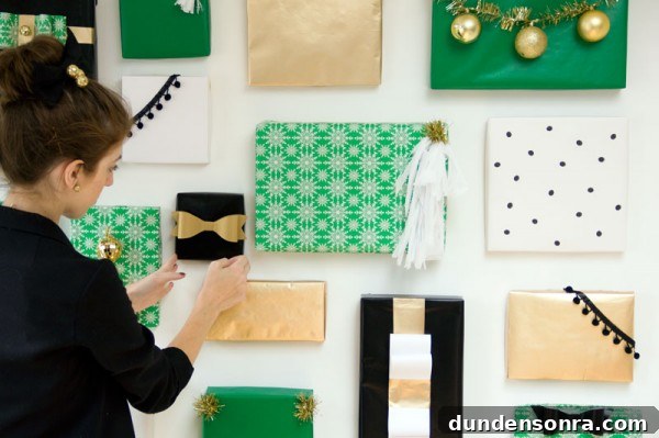 DIY Holiday Present Photo Backdrop by Studio DIY DIY Holiday Present Photo Backdrop by Studio DIY
