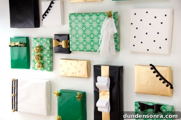 DIY Holiday Present Photo Backdrop by Studio DIY DIY Holiday Present Photo Backdrop by Studio DIY