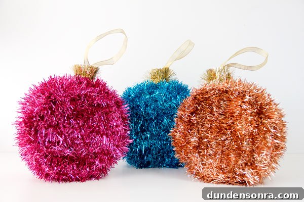 DIY Ornament Piñatas | Studio DIY